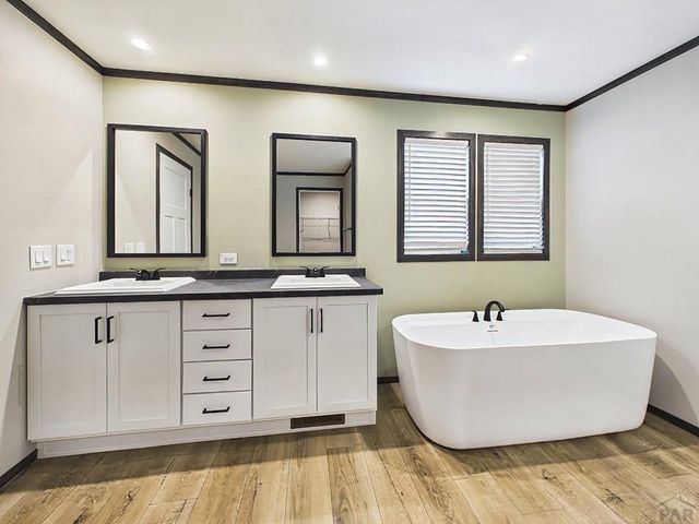 273 E Don Dr, Pueblo, CO 81007