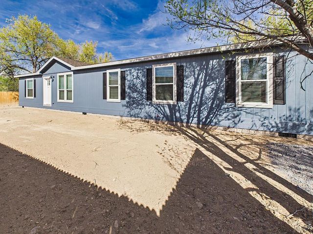 273 E Don Dr, Pueblo, CO 81007