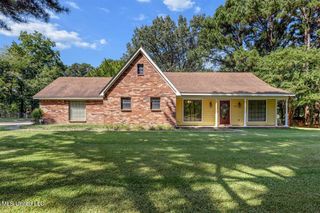 5905 Marian Drive, Horn Lake, MS 38637