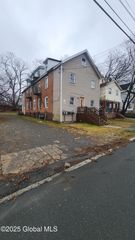921 Davis Terrace, Schenectady, NY 12303