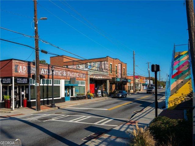 3305 Stillwood Drive, Hapeville, GA 30354