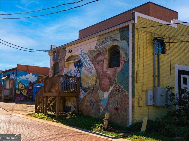 3305 Stillwood Drive, Hapeville, GA 30354