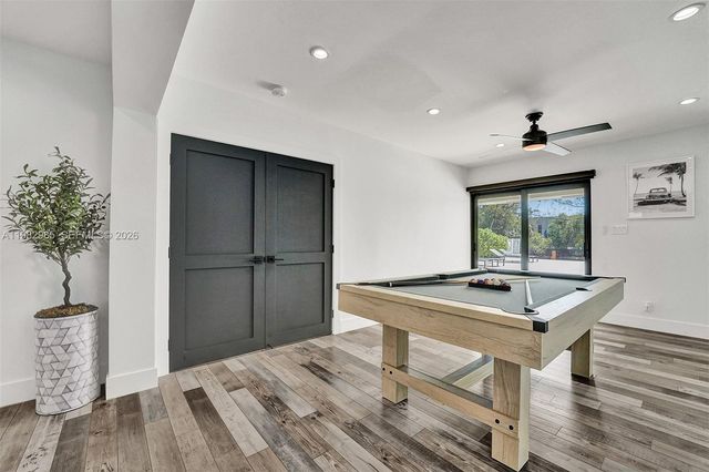 915 NW 7th St, Dania Beach, FL 33004