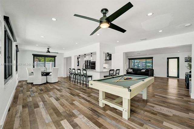 915 NW 7th St, Dania Beach, FL 33004