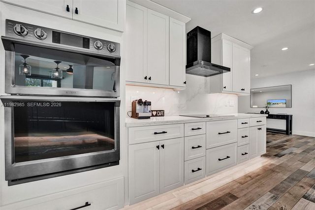 915 NW 7th St, Dania Beach, FL 33004