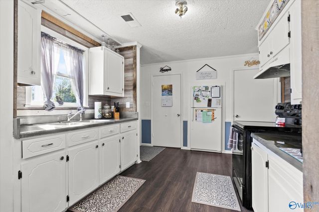 21181 Alabama Highway 157, Town Creek, AL 35672