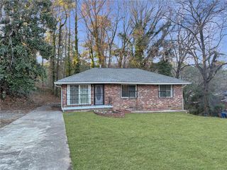 2955 Wanda SW Circle, Atlanta, GA 30315