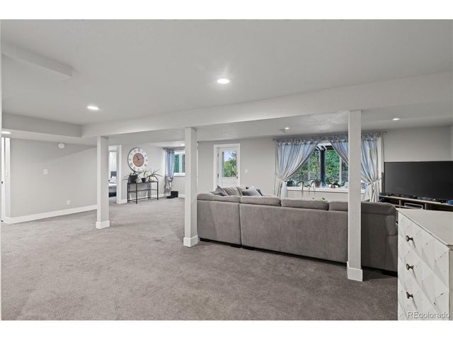 6000 W 8th Ave, Denver, CO 80214