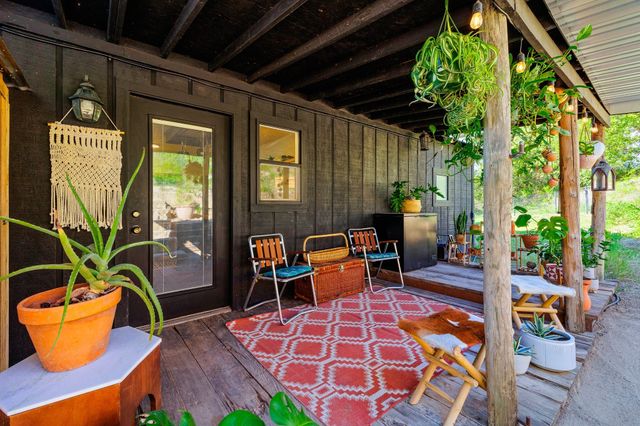 1550 S Stewart Street, Azle, TX 76020