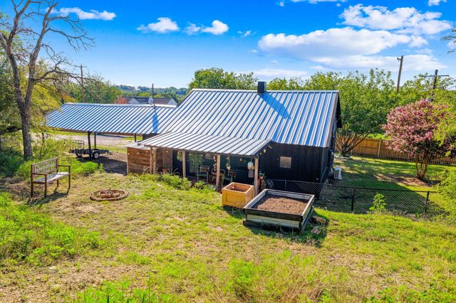 1550 S Stewart Street, Azle, TX 76020