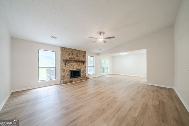 5115 Carole Place SW, Stone Mountain, GA 30087