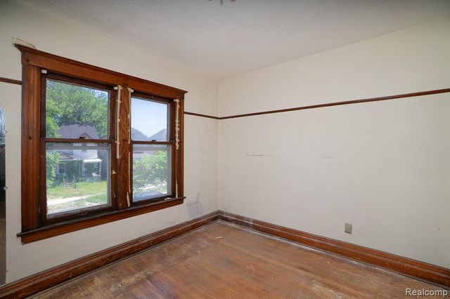 153 Beresford Street, Highland Park, MI 48203