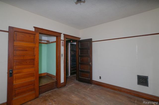 153 Beresford Street, Highland Park, MI 48203