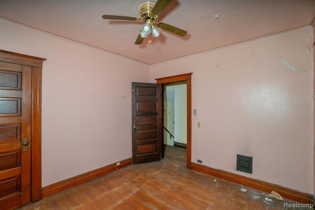 153 Beresford Street, Highland Park, MI 48203