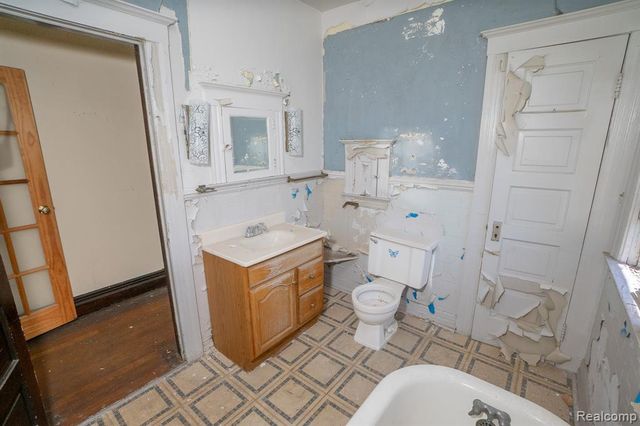 153 Beresford Street, Highland Park, MI 48203