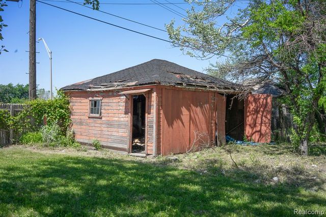 153 Beresford Street, Highland Park, MI 48203