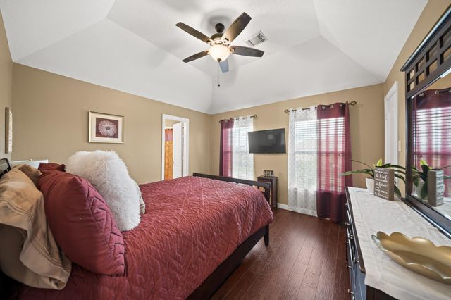 3942 Lake Star Drive, League City, TX 77573