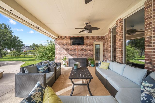 3942 Lake Star Drive, League City, TX 77573