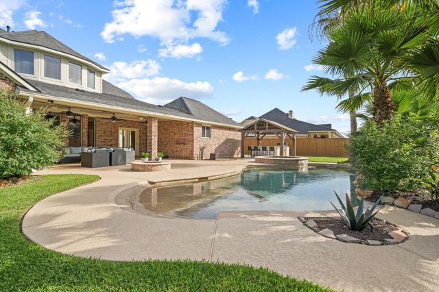 3942 Lake Star Drive, League City, TX 77573