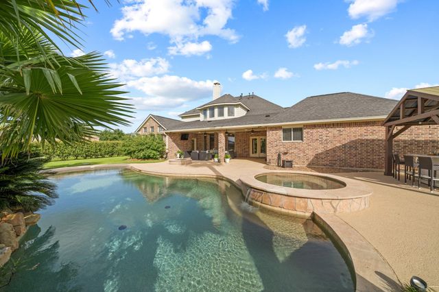 3942 Lake Star Drive, League City, TX 77573