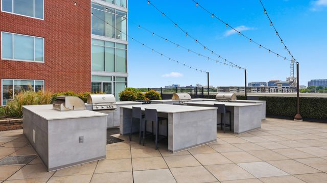 600 12th Ave S Apt 1714, Nashville, TN 37203