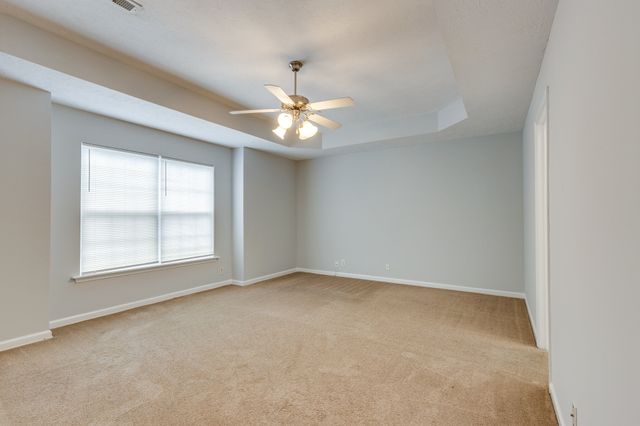 1033 Cheryl Ln, La Vergne, TN 37086