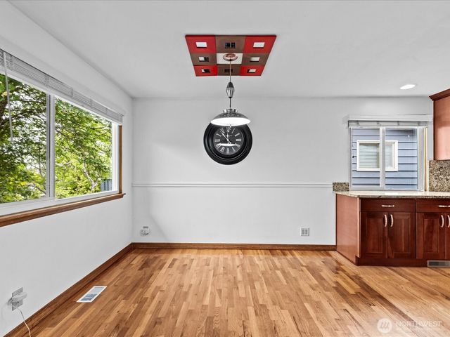 14445 5th Avenue S, Burien, WA 98168