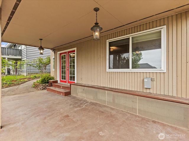 14445 5th Avenue S, Burien, WA 98168
