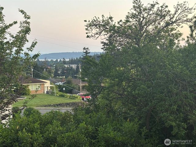 14445 5th Avenue S, Burien, WA 98168