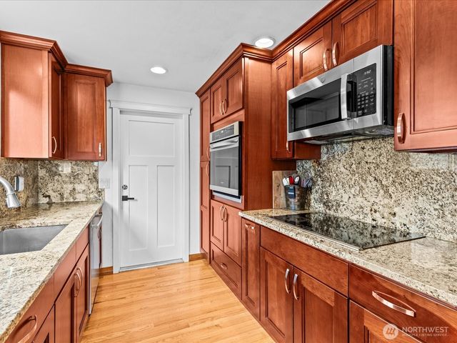 14445 5th Avenue S, Burien, WA 98168