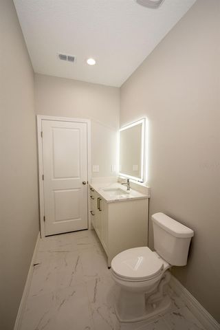 2390 9TH AVENUE, Deland, FL 32724