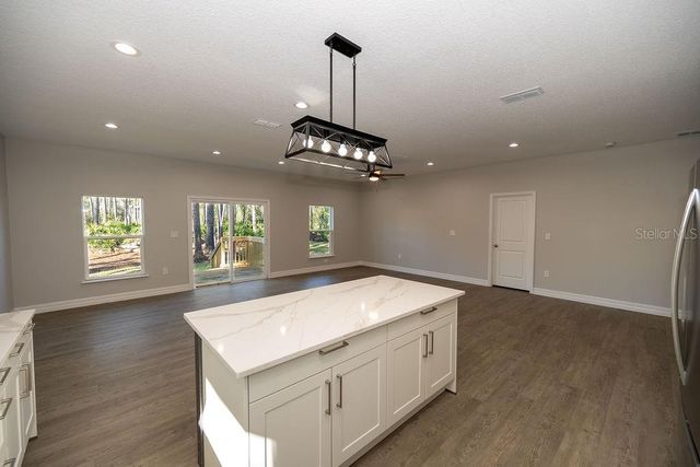 2390 9TH AVENUE, Deland, FL 32724