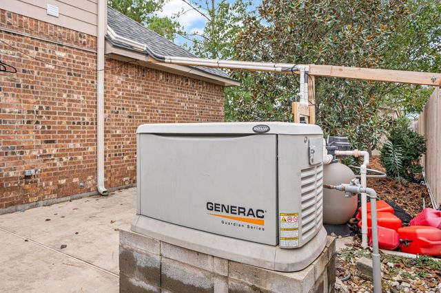 627 Chisos Trail, Spring, TX 77388