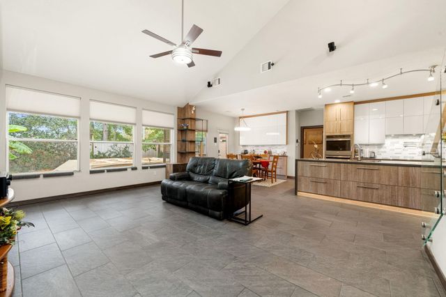 627 Chisos Trail, Spring, TX 77388