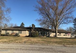 323 Morris Drive, Montpelier, OH 43543