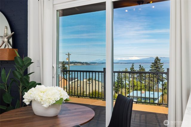 1345 Rainbow Lane, Camano Island, WA 98282