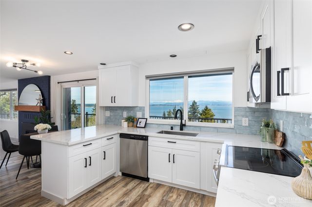 1345 Rainbow Lane, Camano Island, WA 98282