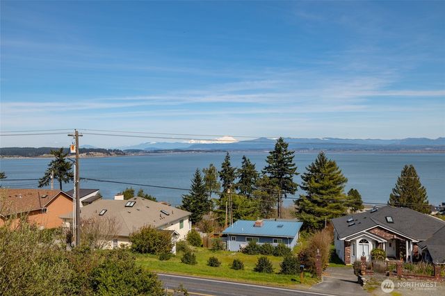 1345 Rainbow Lane, Camano Island, WA 98282