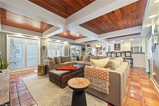 2430 McGregor BLVD, Fort Myers, FL 33901