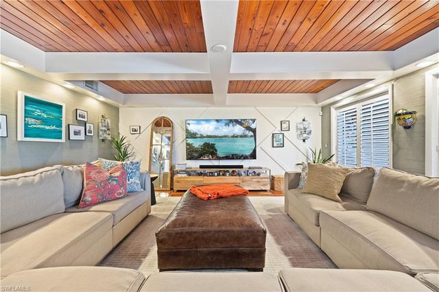2430 McGregor BLVD, Fort Myers, FL 33901