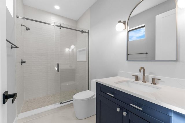 2422 MUSSELWHITE AVENUE, Orlando, FL 32804