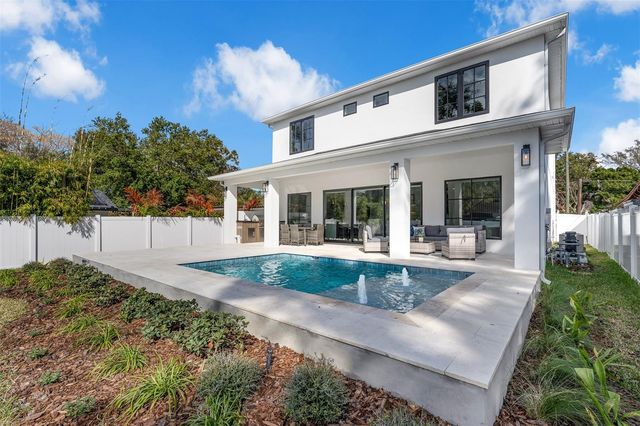 2422 MUSSELWHITE AVENUE, Orlando, FL 32804