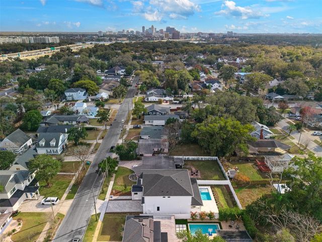 2422 MUSSELWHITE AVENUE, Orlando, FL 32804