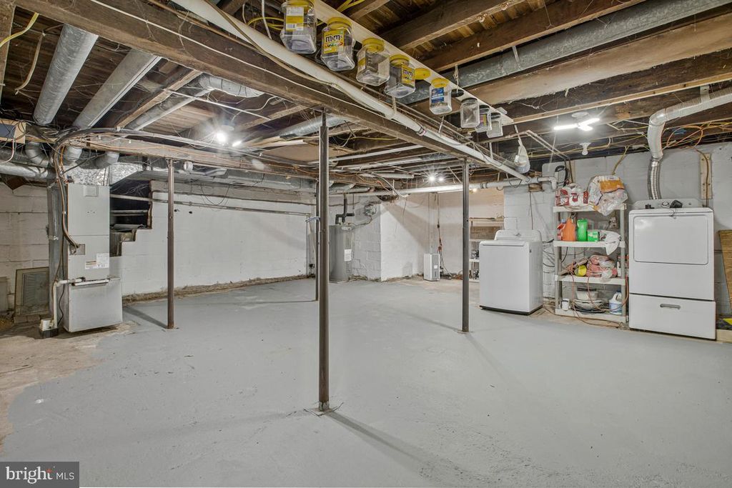 Image 26 of property listing at 7801 WATERVIEW, Baltimore, MD 21226