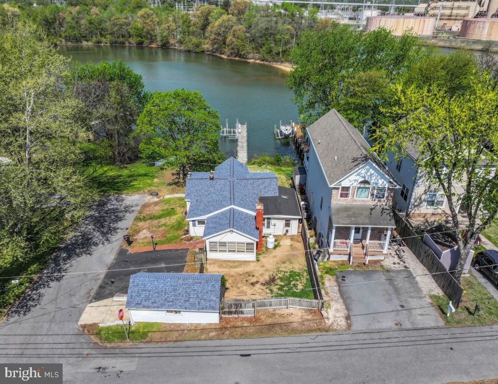 Image 48 of property listing at 7801 WATERVIEW, Baltimore, MD 21226