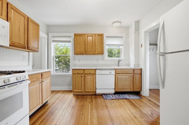 13-15 Carney St, Medford, MA 02155