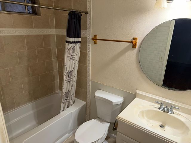 7406 Pardis Ln, Sacramento, CA 95828