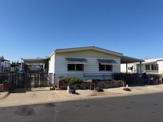 7406 Pardis Ln, Sacramento, CA 95828