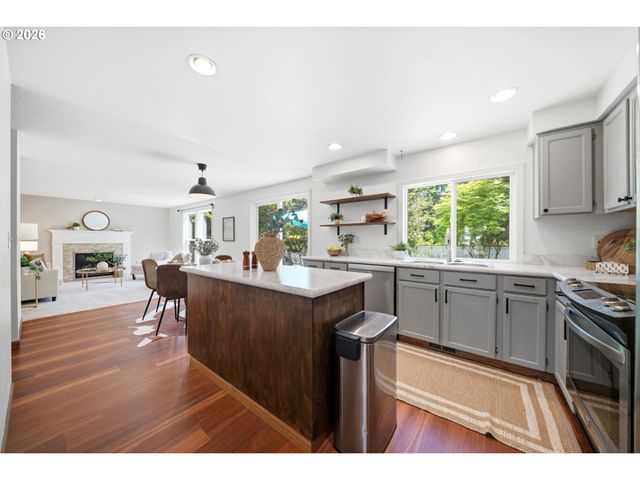 3220 Se 175TH Ct, Vancouver, WA 98683