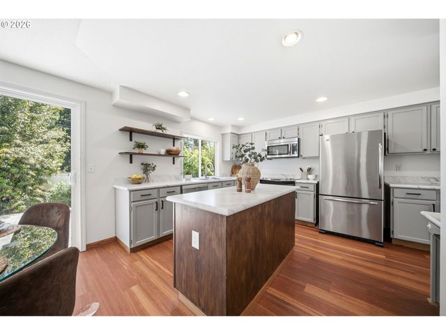 3220 Se 175TH Ct, Vancouver, WA 98683